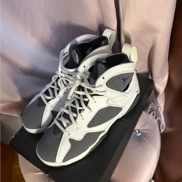 Jordan Kids Sneakers in Cream and Gray with Purple Logo Sneakers